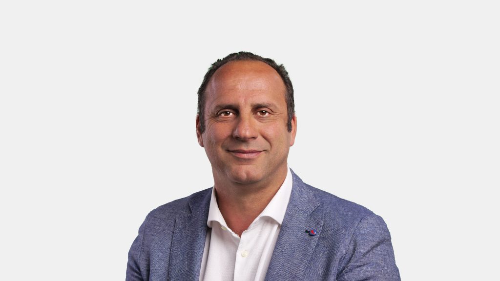FAUSTO DI STEFANO_SFONDO NEUTRO